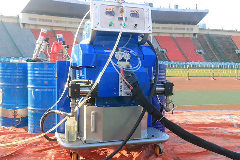 济南京华机械设备,京华邦威聚脲喷涂机