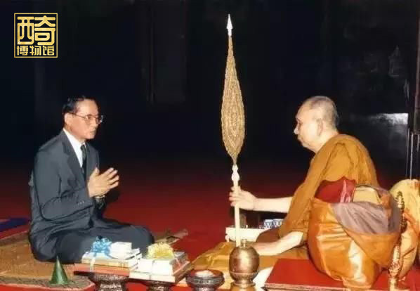 泰国国王玛哈是怎么登上王位的,泰国国王玛哈目前状况