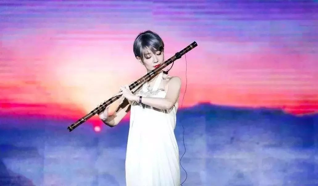 吹竹笛的正确方法,什么调的竹笛初学者最易吹