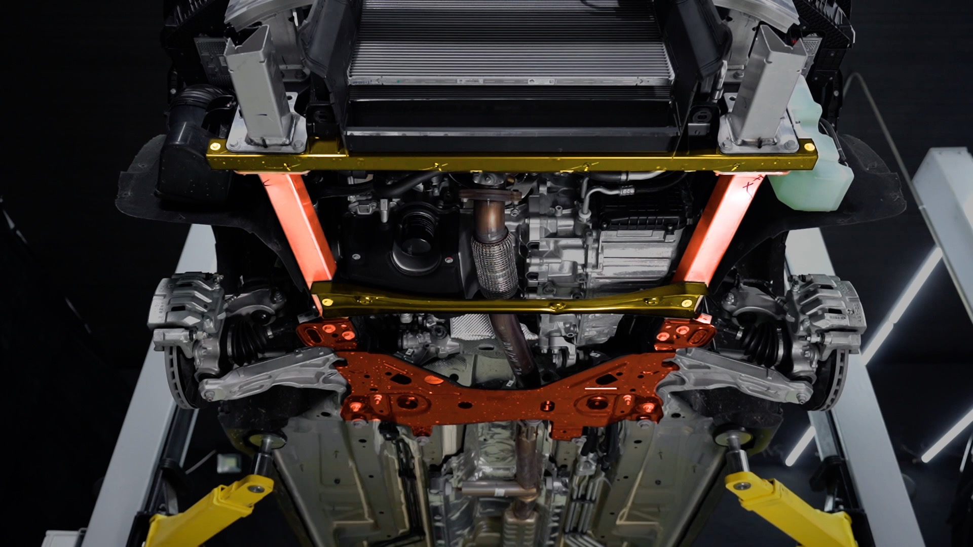 大指挥官和途昂尺寸对比,大指挥官拆车