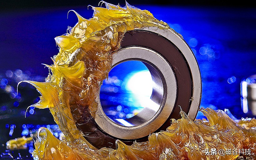 小型空压机无油耐用还是有油耐用,加油空压机和无油空压机哪个耐用