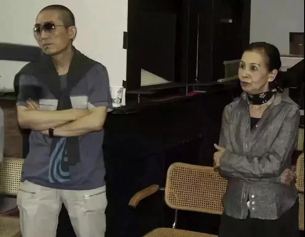 著名电影服装设计师和田惠美去世,章子怡张曼玉和田惠美