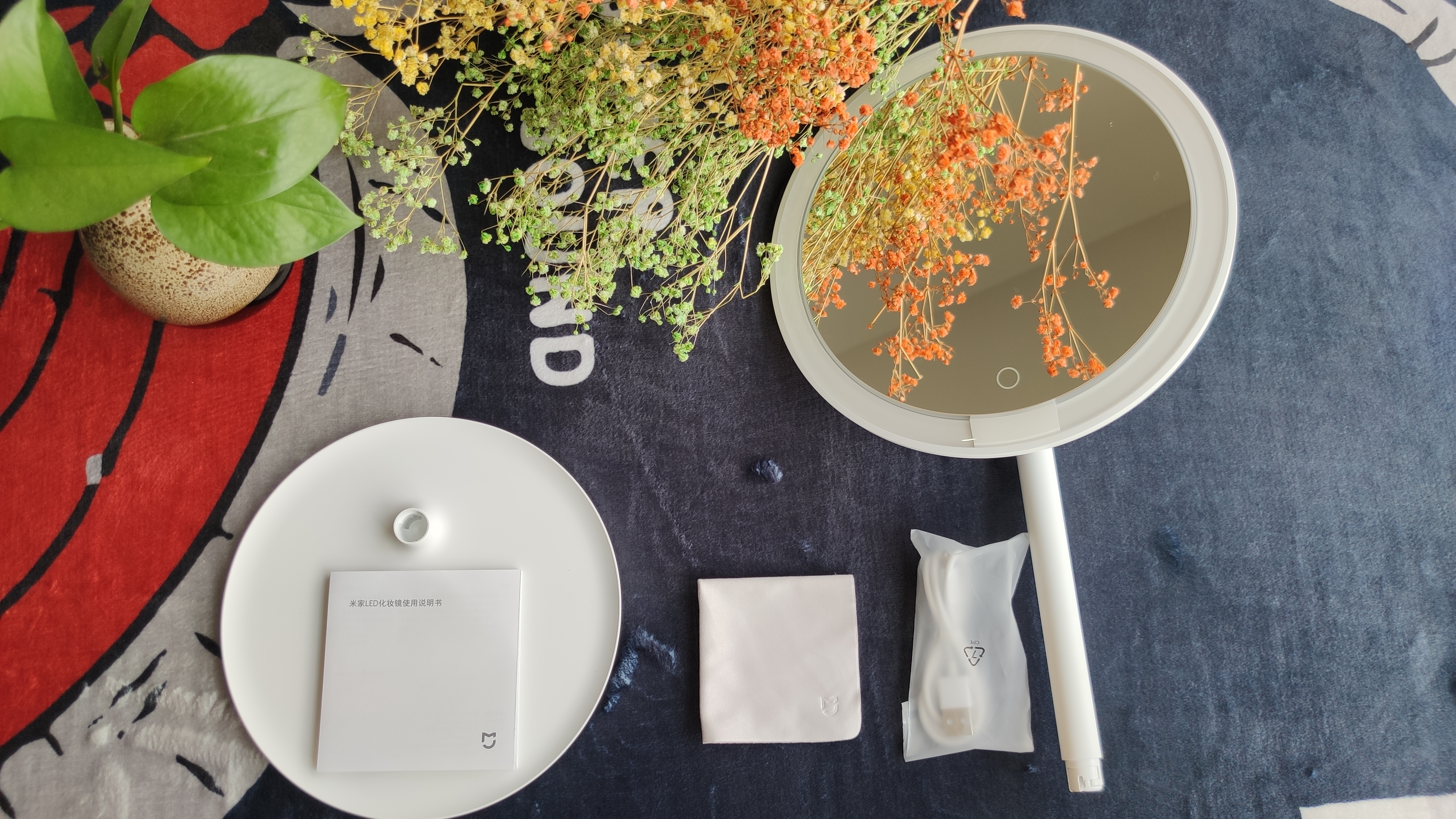 米家led化妆镜拆解,室内还原阳光的补光灯