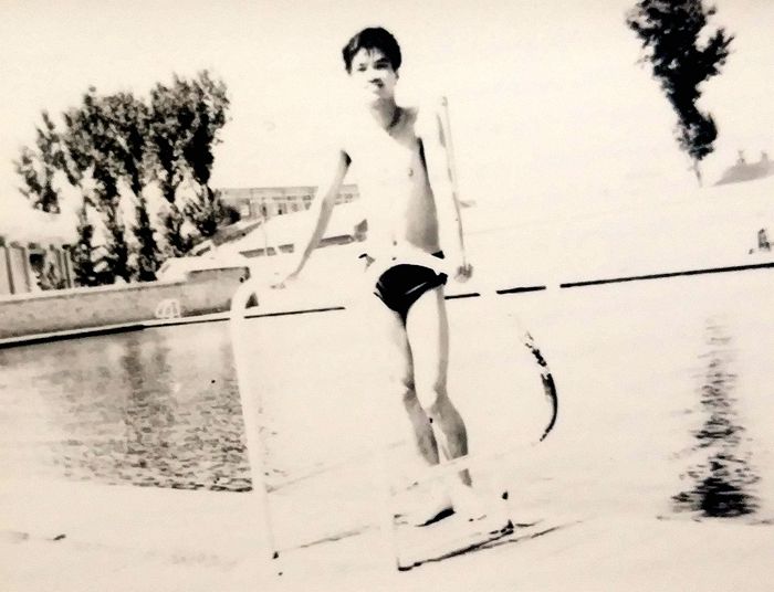 回忆过去的小学课本的视频,回忆五年前学校