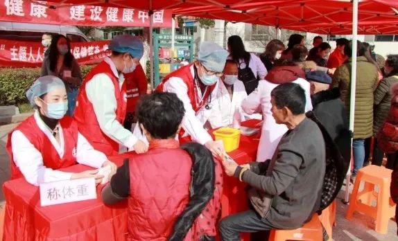 他们是新时代的“雷锋”，让爱在江阴无限绵延