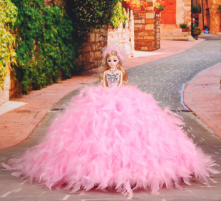 芭比公主打扮美少女,芭比公主穿衣服的过程