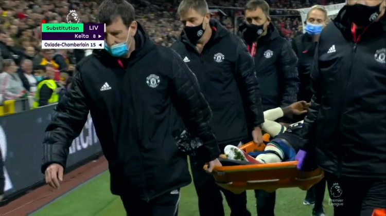 诡异的笑容,诡异的微笑后续知乎