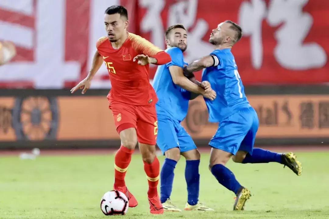 里皮上任第一场比赛,里皮重掌帅印吹响集结号