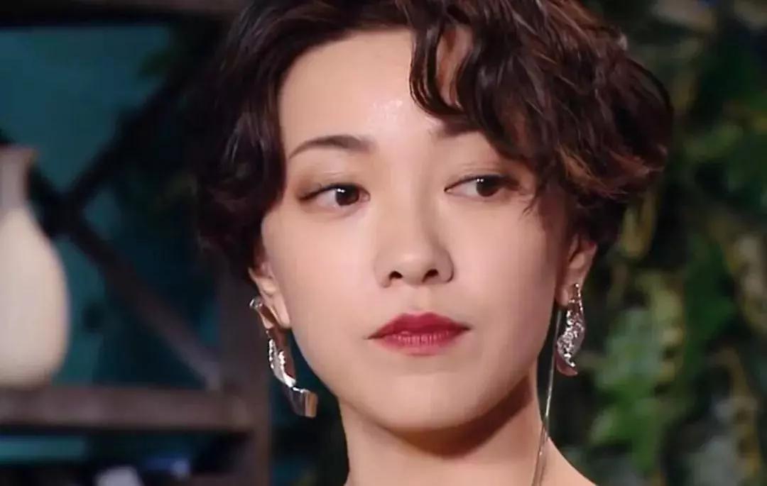 哪个气垫最好用不卡粉还遮瑕,气垫推荐伪素颜