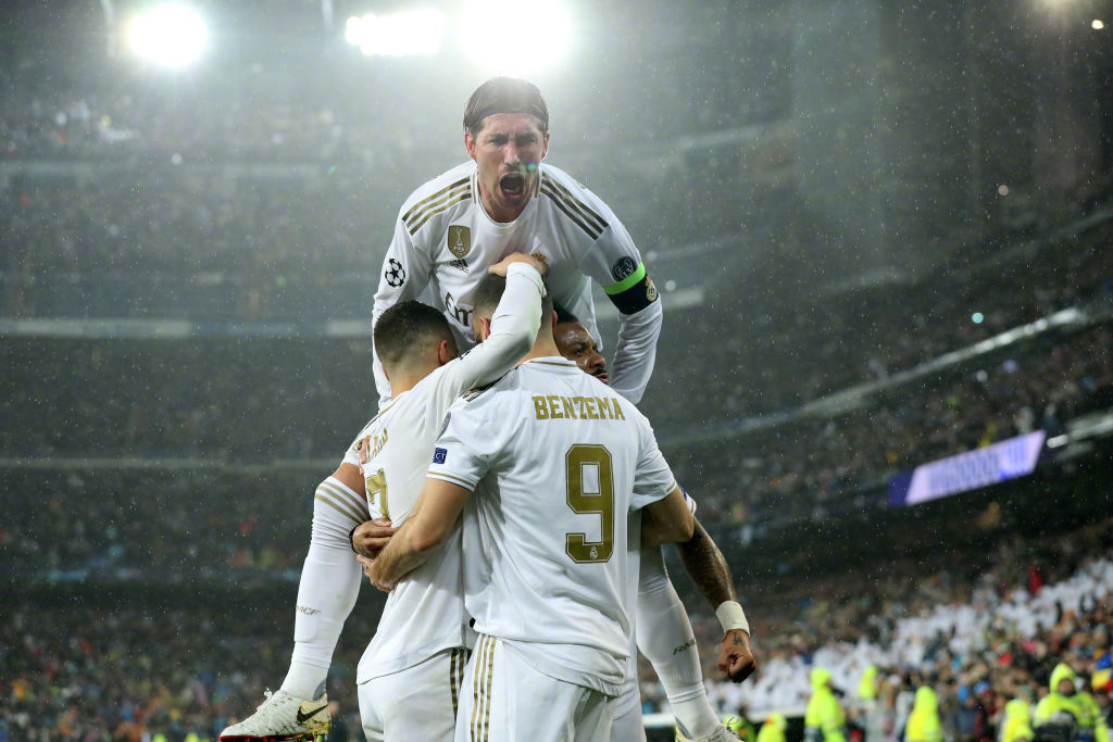 伯纳乌酒吧先生,伯纳乌足球酒吧