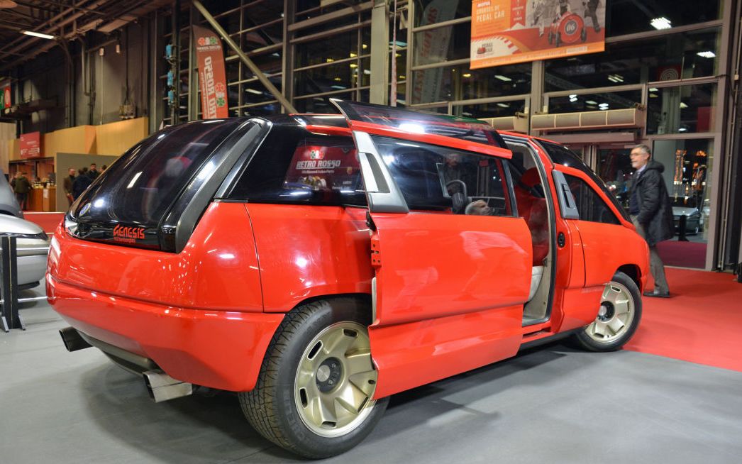 原厂搭载宝马v12的mpv,这款经典的运动mpv你还记得吗