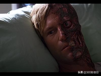 蝙蝠侠黑暗骑士纯黑,蝙蝠侠黑暗骑士中的蝙蝠侠