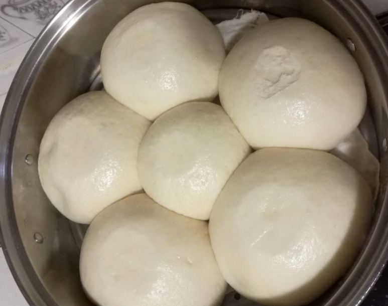 蒸馒头用冷水还是热水,发酵好的馒头用冷水还是热水蒸