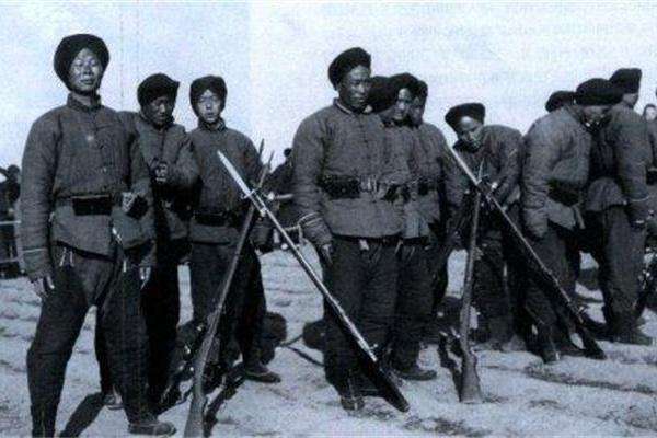 东北抗日联军双枪老太婆,双枪老太婆坚持抗日十年如一日