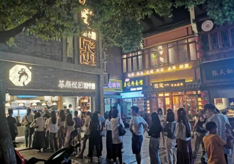 代购奶茶为什么违法,代购1800元能买到大经典吗