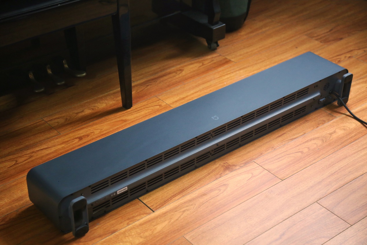 踢脚线智能电暖器,米家石墨烯折叠踢脚线电暖器超薄