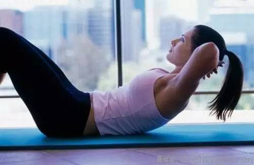 大腿太粗走路内侧磨红怎么办,大腿内侧磨腿怎么解决