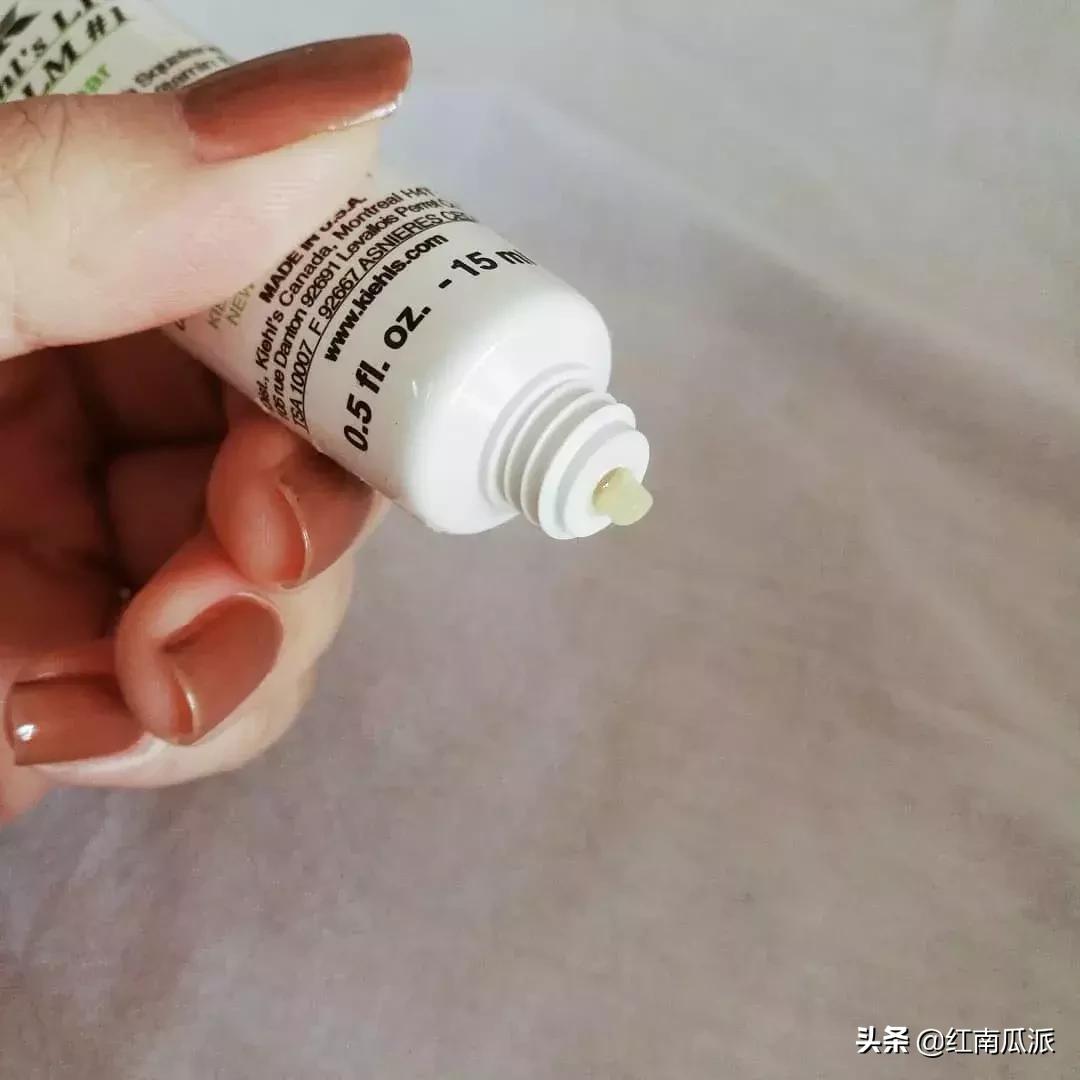 唇干起皮推荐什么润唇膏,嘴唇干哪款润唇膏好