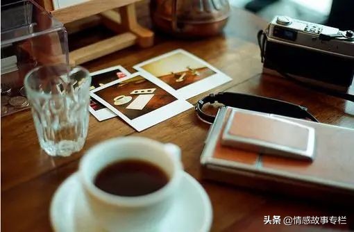 关于爱情伤感的句子心情短语,表达爱情伤感心情的句子