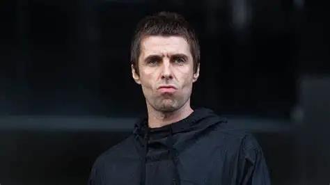 绿洲乐队迷墙吉他 (迷墙绿洲谱子)