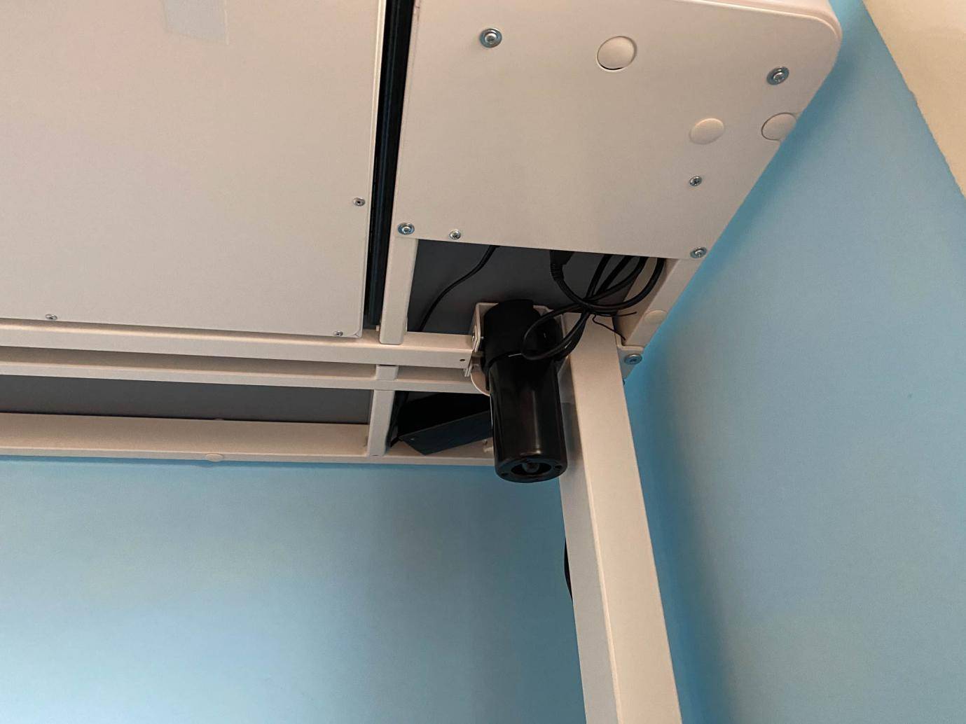 股价涨了五倍多，乐歌电动桌真的这么神奇吗？开箱到使用实测