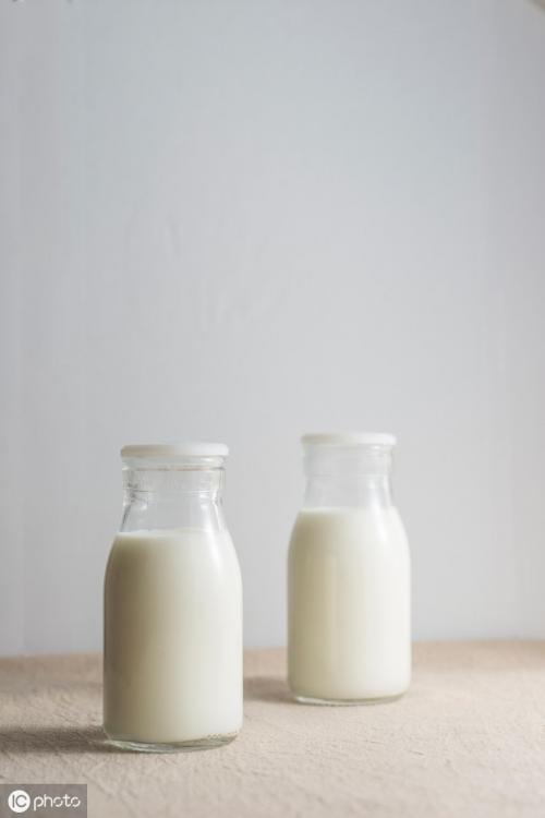 多大的肾结石需要做手术？除了多喝水，这些方法也能帮助排出结石