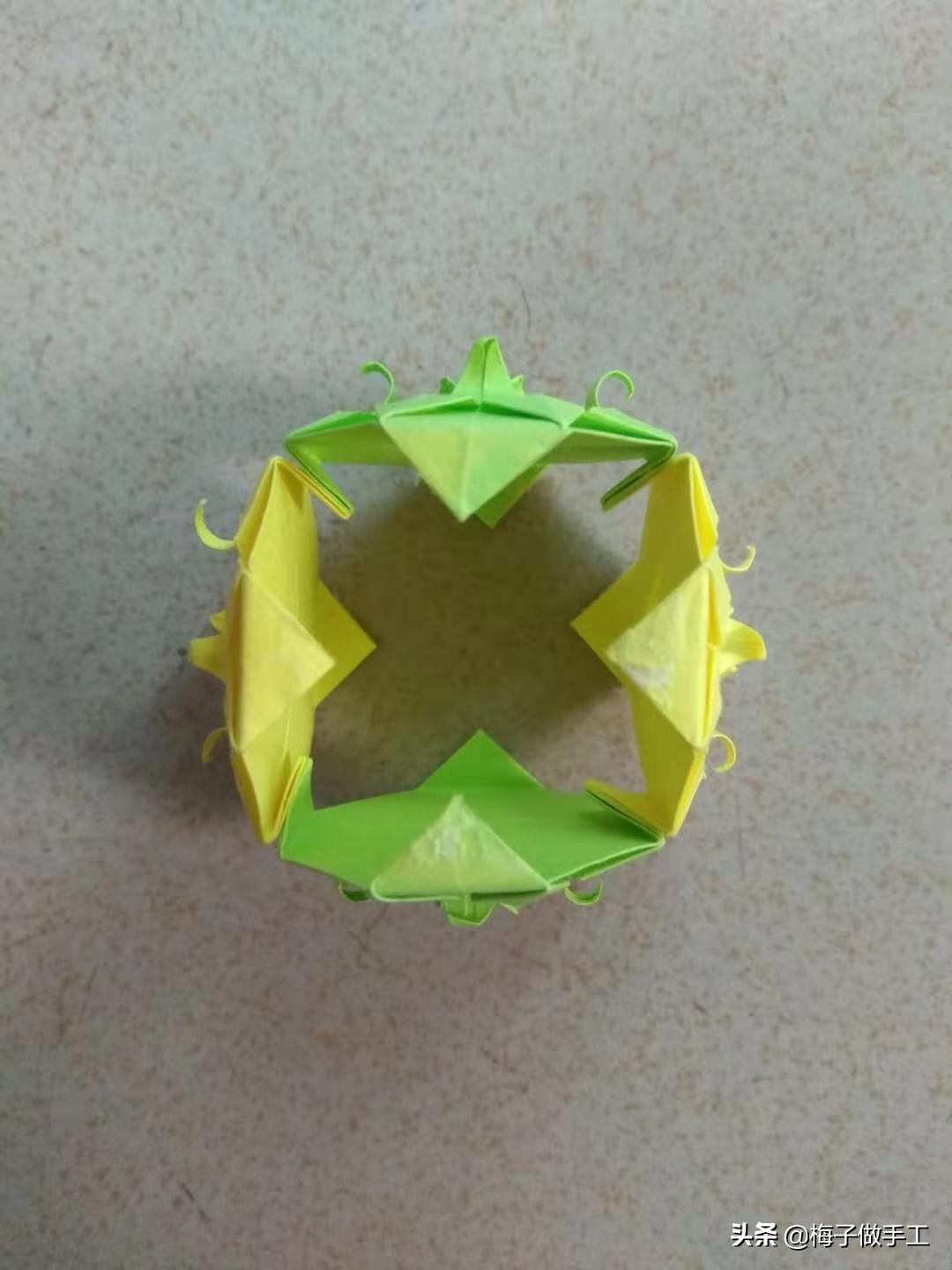 折纸简单又漂亮的过年小灯笼,简单折纸灯笼中秋节两三步完成