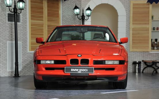 当年的百万豪车如今只要12万,外观低调不能惹的车老款豪车