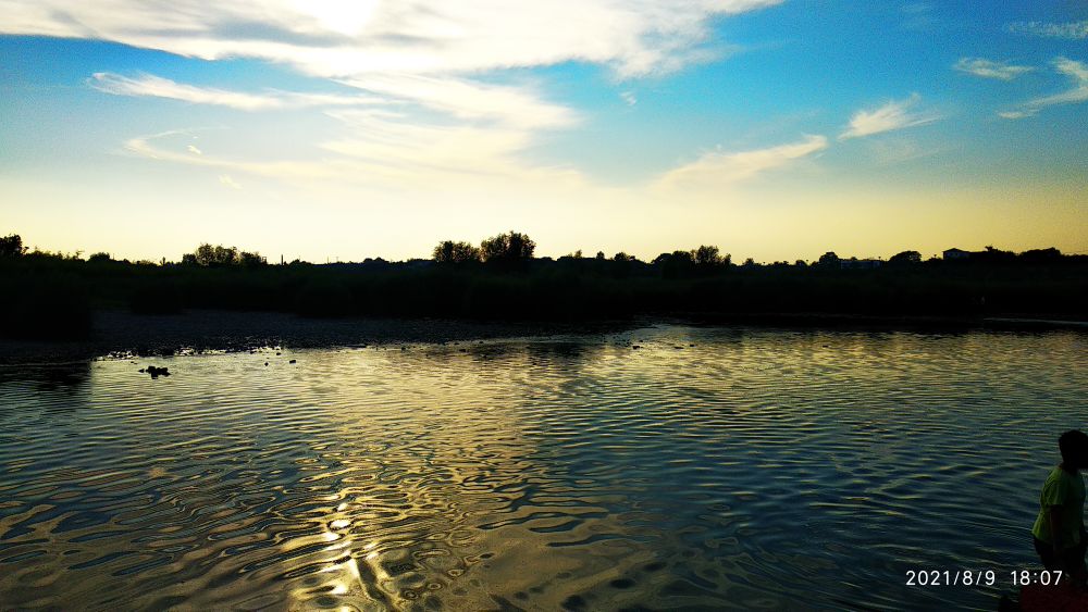 仲秋季，进阎良，三顾石川河