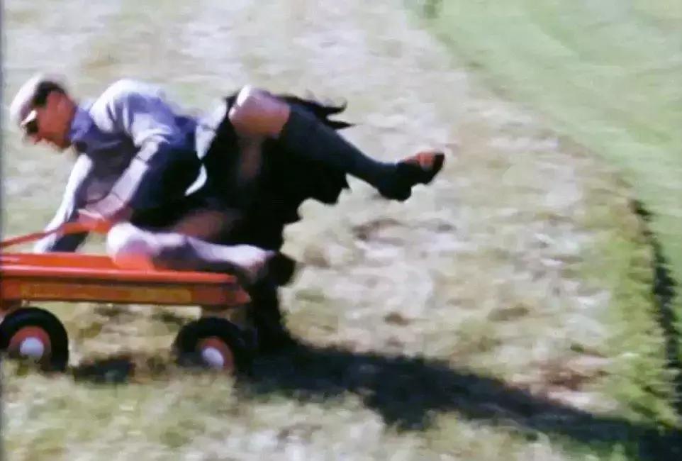 93岁女王年年放暑假！深扒女王秘密“朋友圈”，看看她都玩些啥