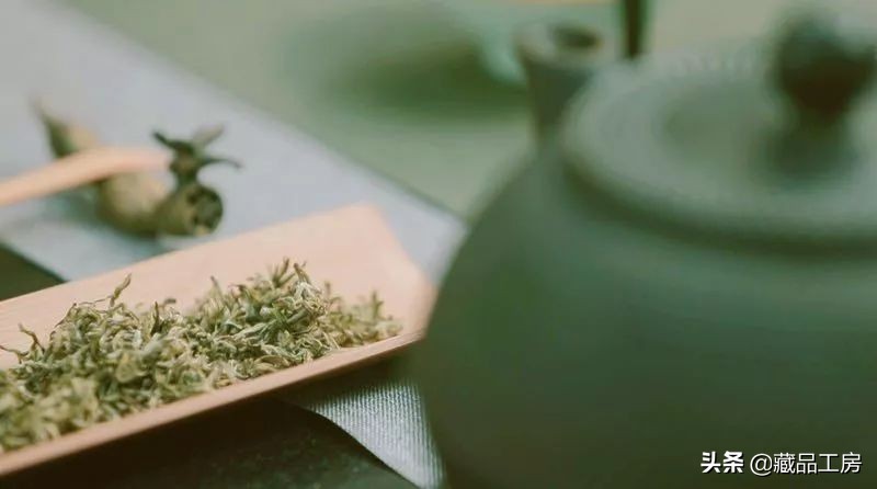 买茶的“望、闻、问、沏”