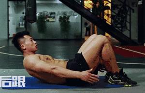 女生手臂太瘦了怎么办,女生手臂太粗怎么练细明显