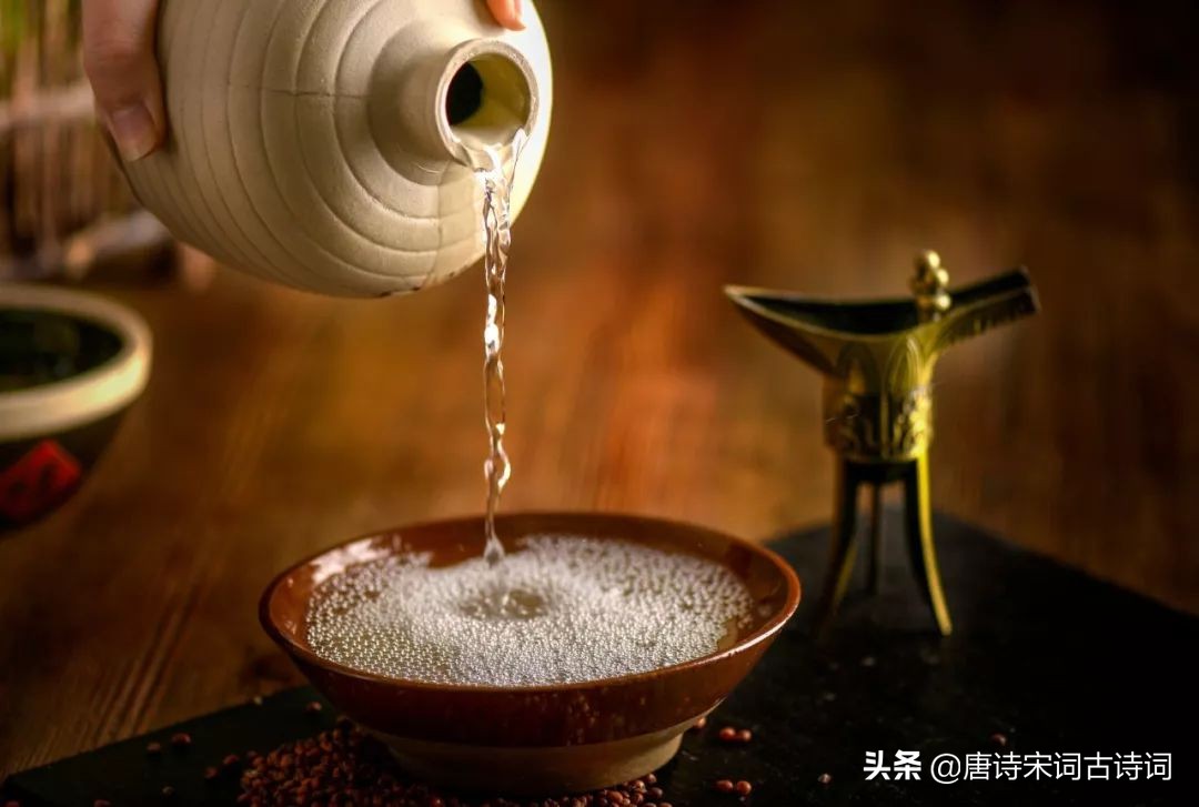 人生如旅唯有美食不可辜负的诗句,70句美食诗词不负人生不负胃