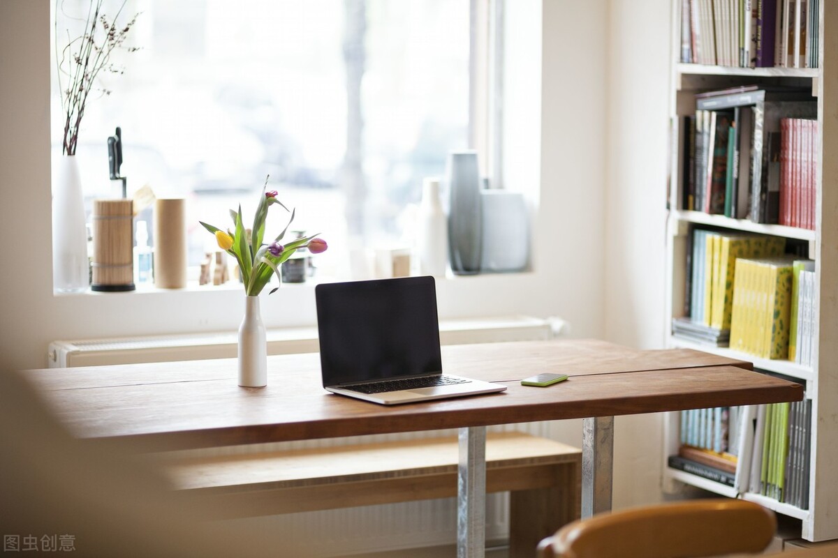 靠写作从月薪3000到月入30000,想靠写作赚钱该干什么工作