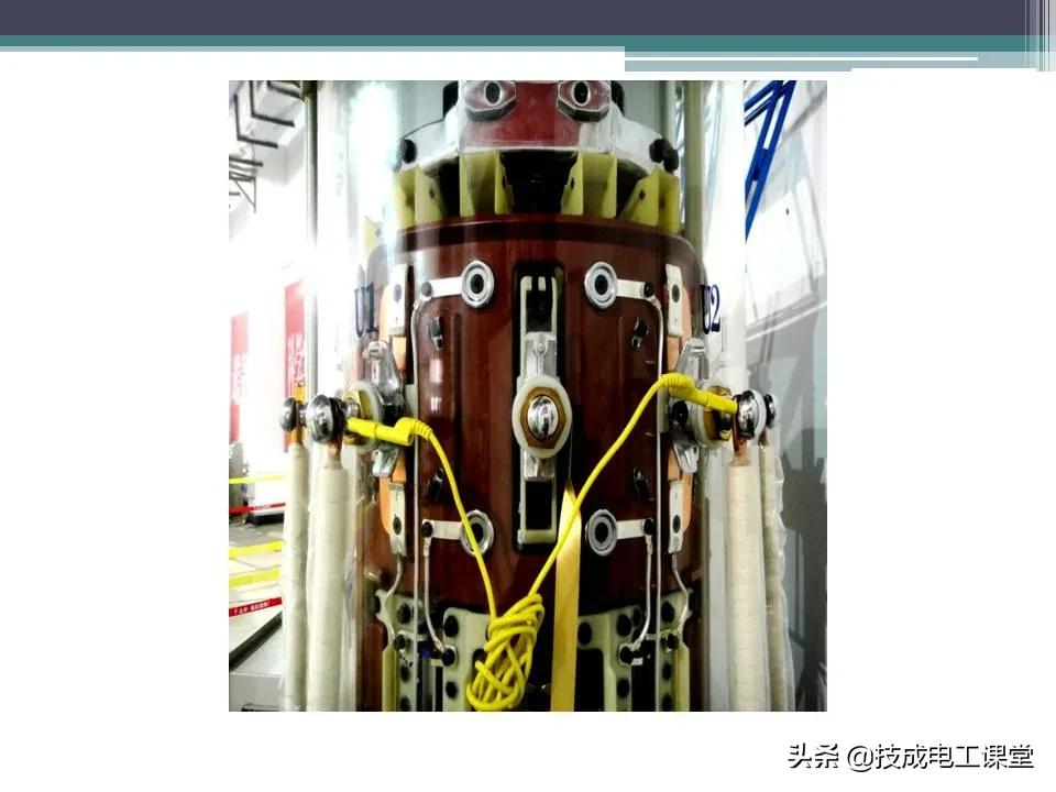 变压器无载分接开关内部构造,油浸式变压器的结构ppt