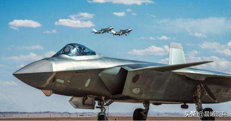 f-22有格斗导弹吗,f-22先进吗