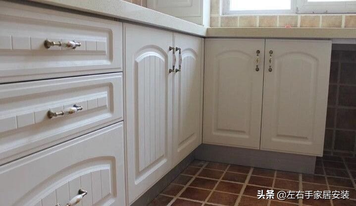 橱柜柜门带框门关不严怎么办,柜门关不严怎么解决