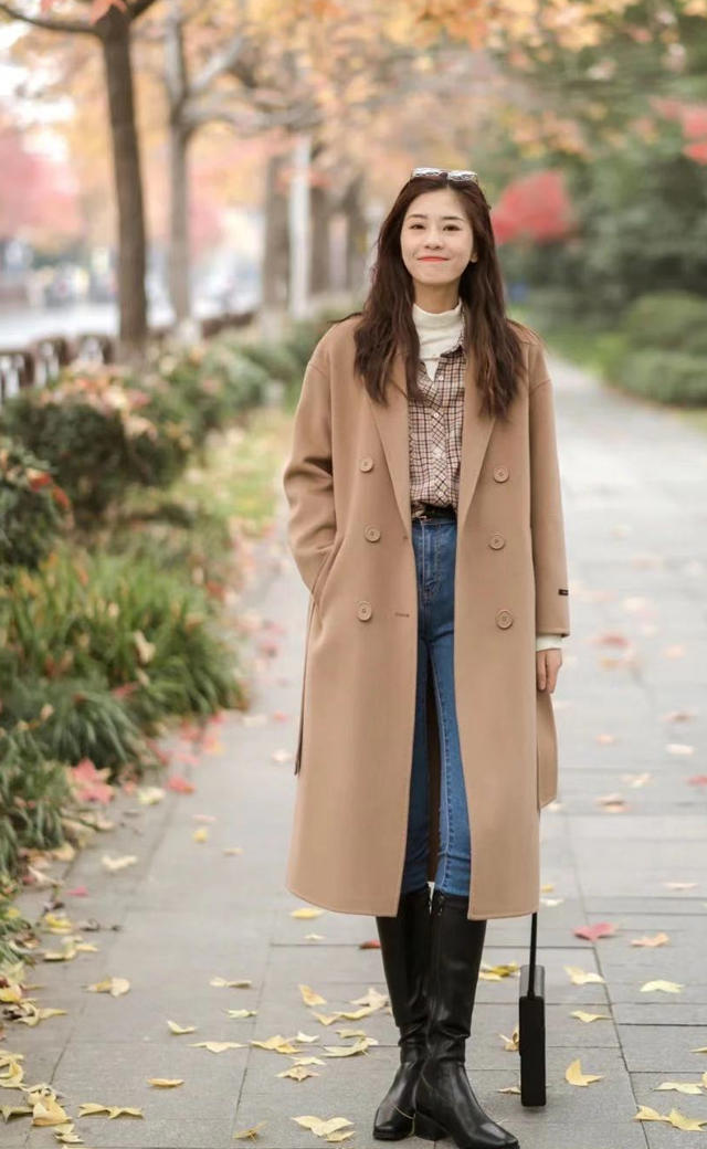 驼色是今年的流行色吗,米驼色和奶茶色哪个颜色好看