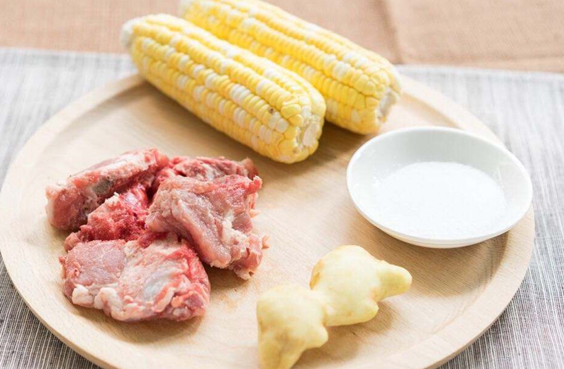 玉米排骨汤放不放山药,玉米排骨汤放不放番茄