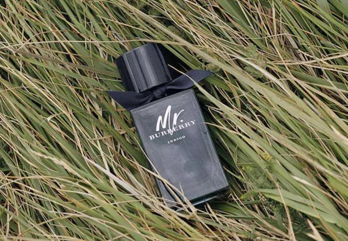 男人用了香水代表什么,男人用错香水