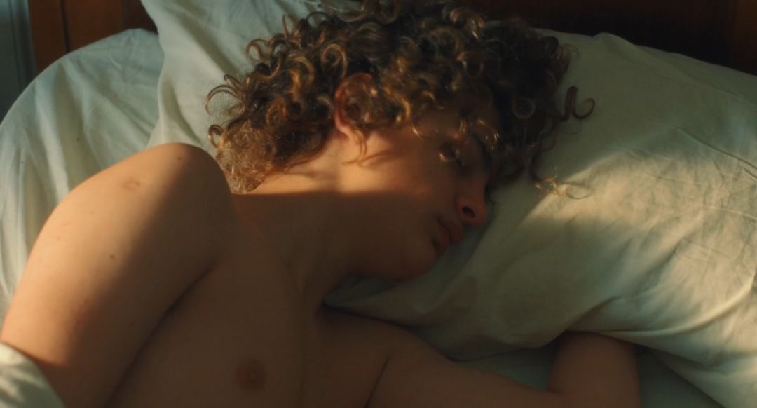 *欲情**疯狂、*社会反**，他美得像梦露却杀人无数