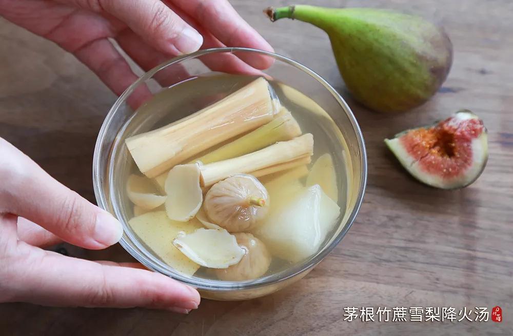 肠胃上火吃什么中草药降火,咽喉干上火喝什么凉茶