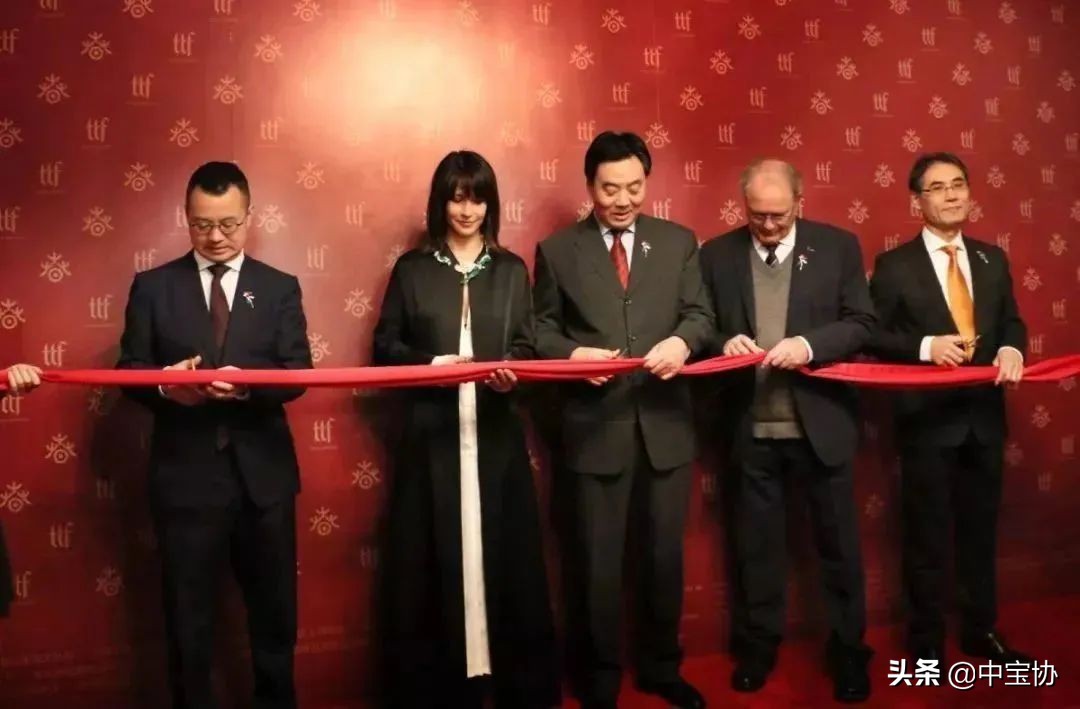 珠宝战疫大讲堂公益,全国抗击疫情大讲堂