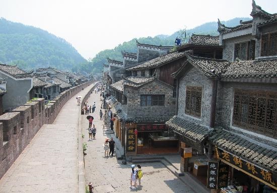 湖南的凤凰小镇在哪,湖南凤凰最美古城