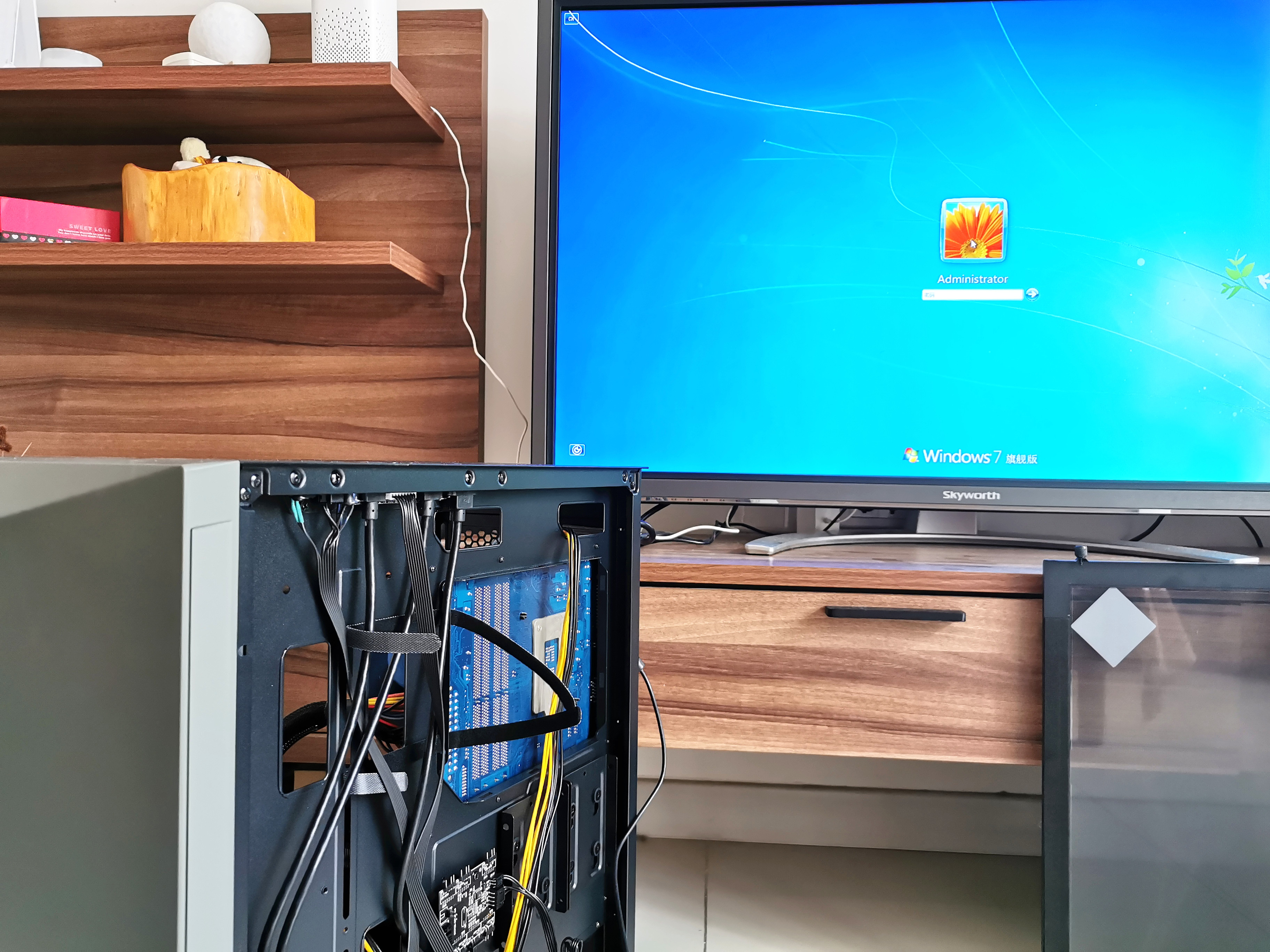 骨伽x70机箱,骨伽机箱x7