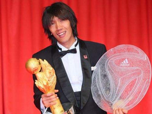 比贝克汉姆还牛的任意球大师,比贝克汉姆还厉害的任意球高手