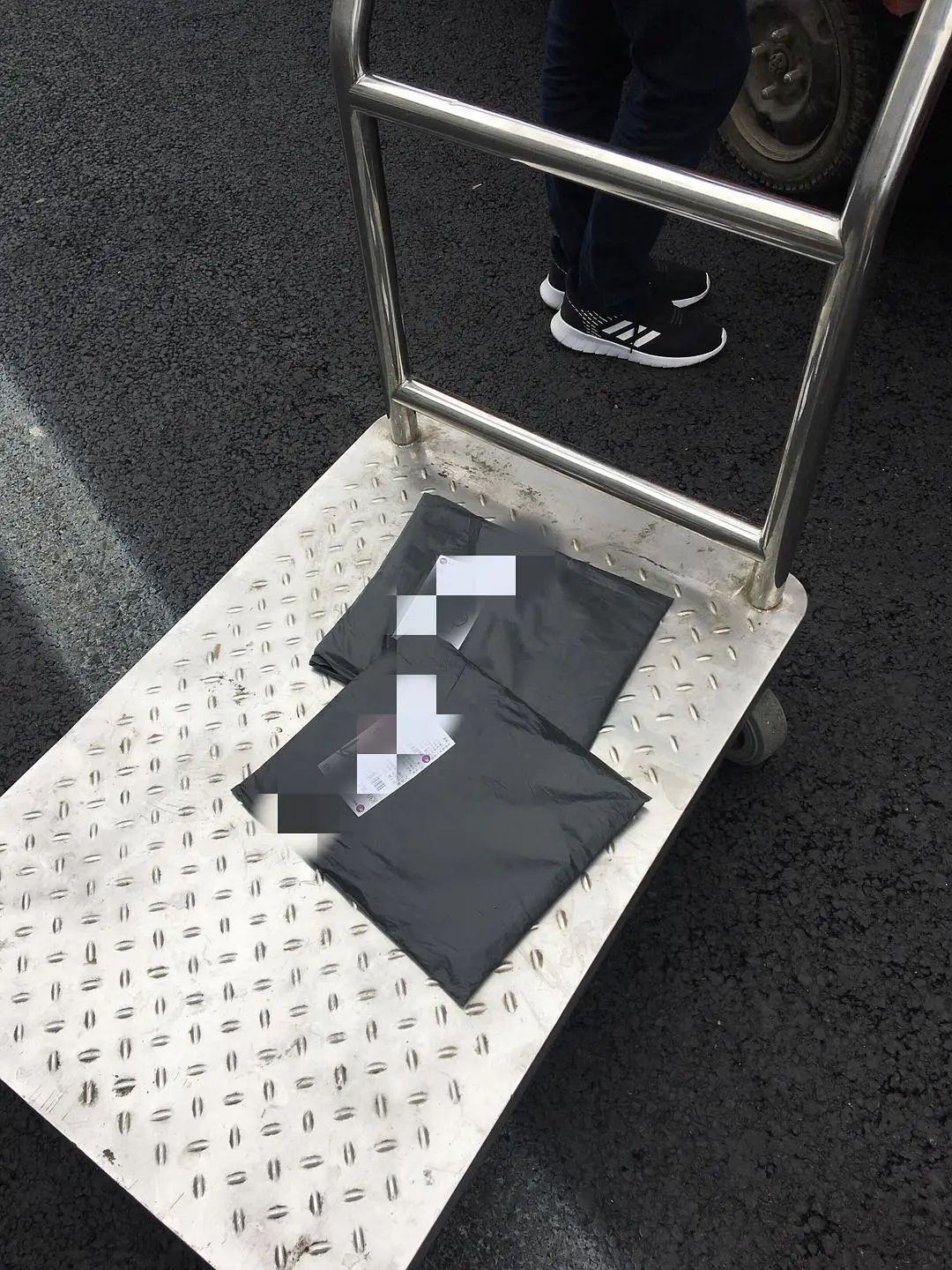 我收的不是“快递”,是笑话