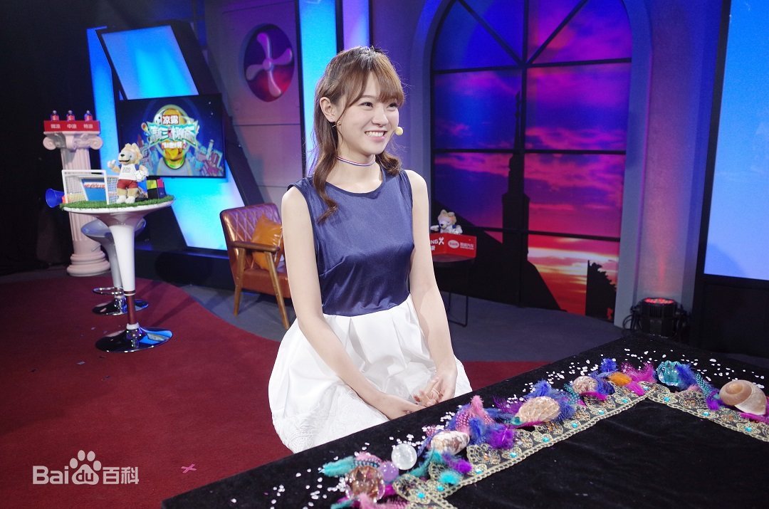 陈怡馨我的邻居睡不着剧照,陈怡馨演的青春偶像剧