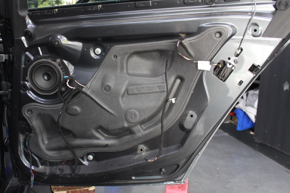 宝马专车定制音响改装,宝马改装用什么音响比较好