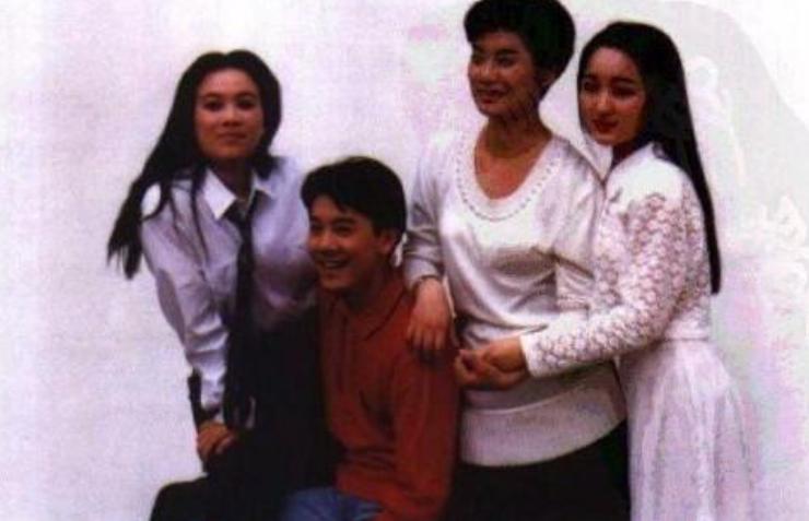 那英歌坛大姐完整视频,歌坛大姐大梅艳芳的传奇故事